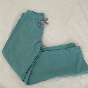 Figs seafoam scrub bottoms Small Livingston